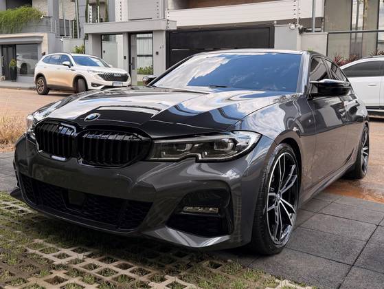 BMW 320i 2.0 16V TURBO GASOLINA M SPORT AUTOMÁTICO